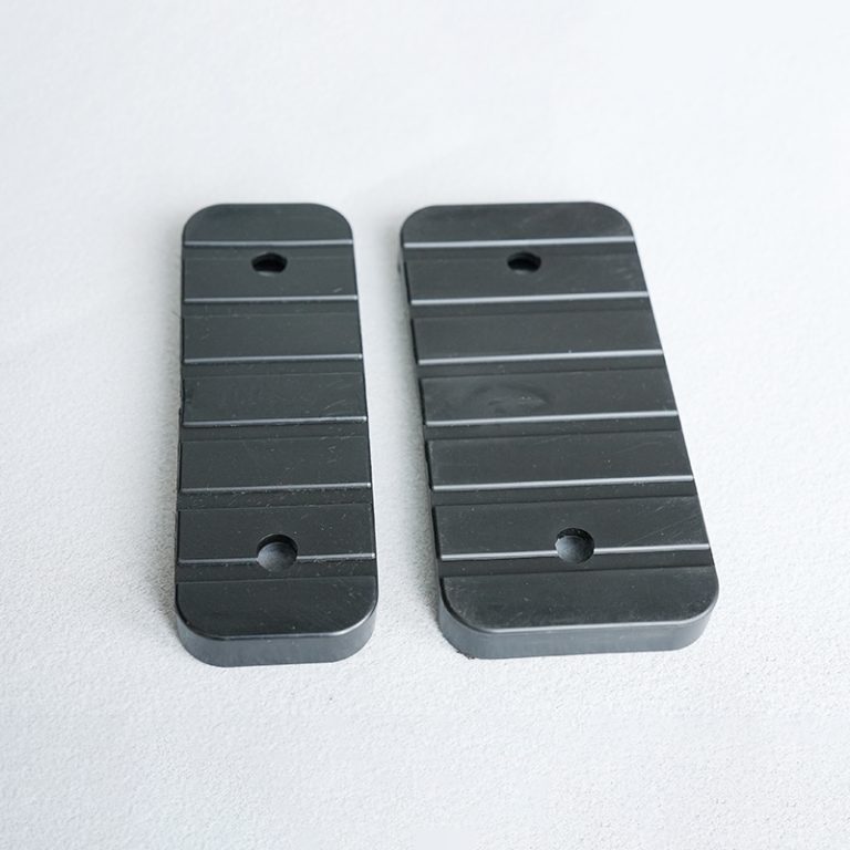 Lifefitness Hammer Strength 2 X 6 FLANGE RUBBER SLIPPER